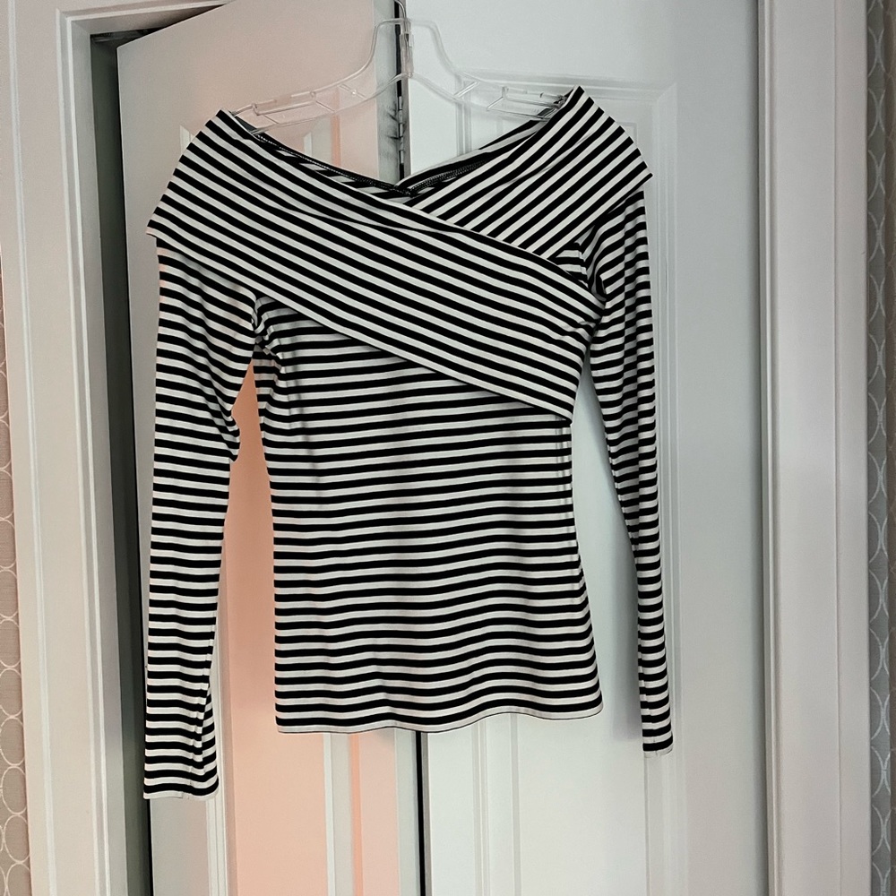 Theory Kellay black and white striped top. Size S